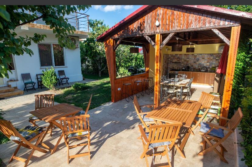 Vila Jean Bart Hotell Mangalia Exteriör bild