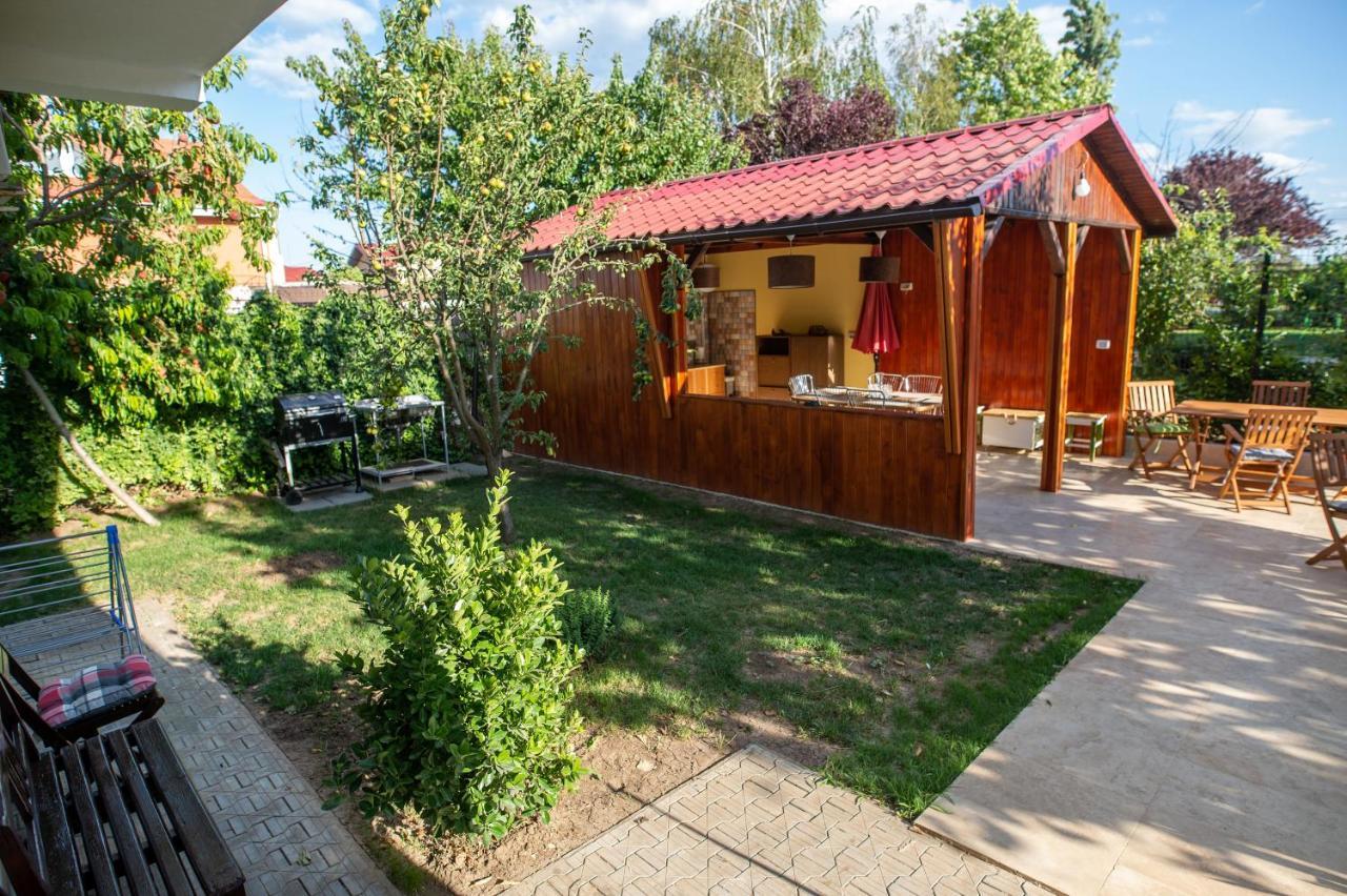 Vila Jean Bart Hotell Mangalia Exteriör bild