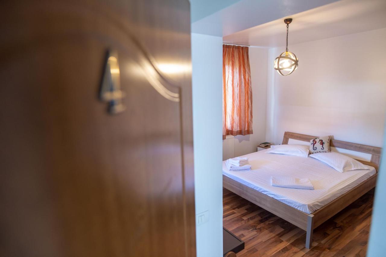 Vila Jean Bart Hotell Mangalia Exteriör bild