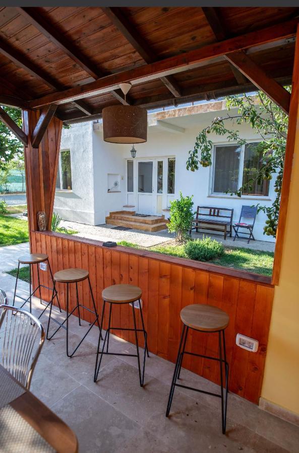 Vila Jean Bart Hotell Mangalia Exteriör bild
