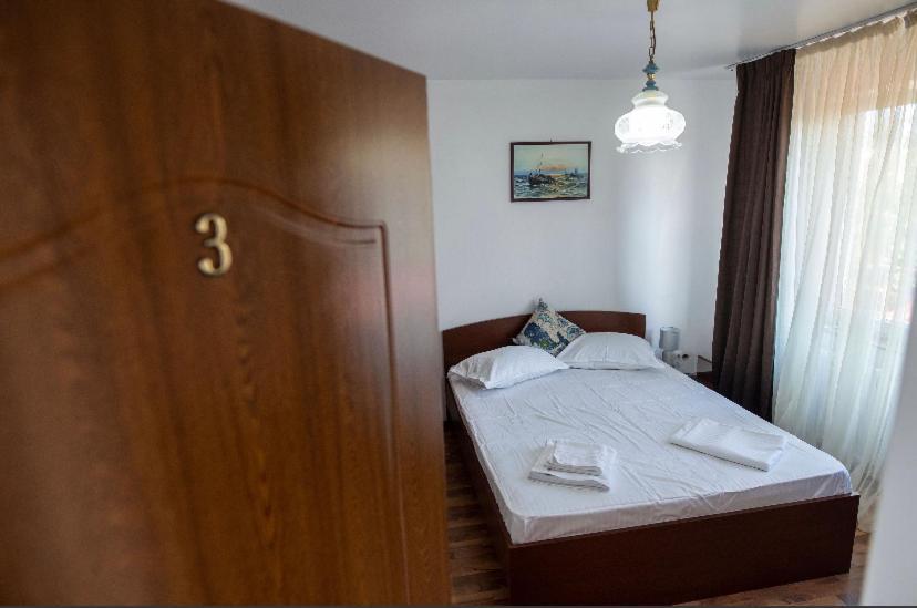 Vila Jean Bart Hotell Mangalia Exteriör bild