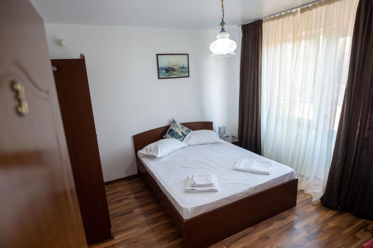 Vila Jean Bart Hotell Mangalia Exteriör bild