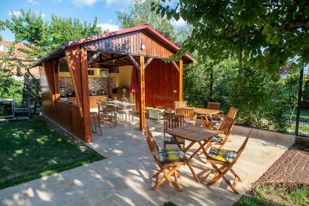 Vila Jean Bart Hotell Mangalia Exteriör bild
