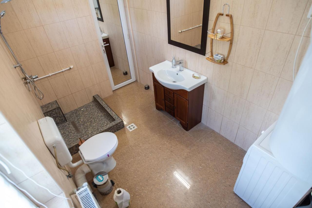 Vila Jean Bart Hotell Mangalia Exteriör bild